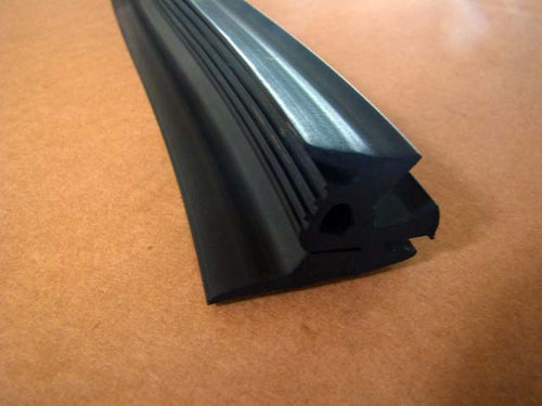 WINDSHIELD to COWL SEAL M44